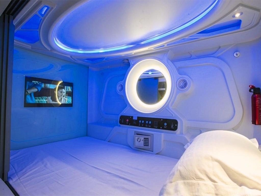 Time Capsule Hotel Джордж Таун Екстериор снимка